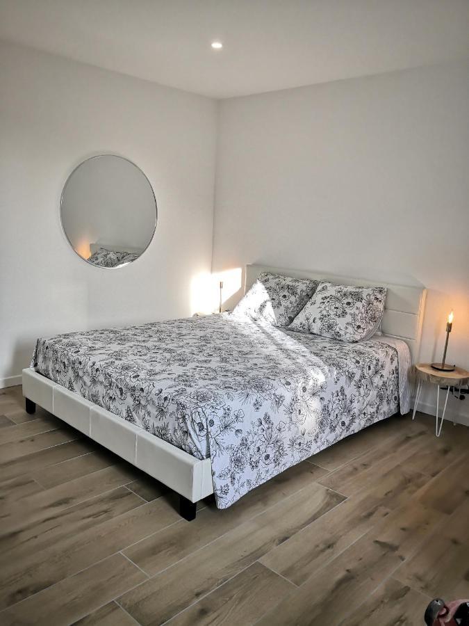 Studio Moderne, Place Parking Prive, Emplacement Ideal A 100 M Du Lac. Annecy Kültér fotó